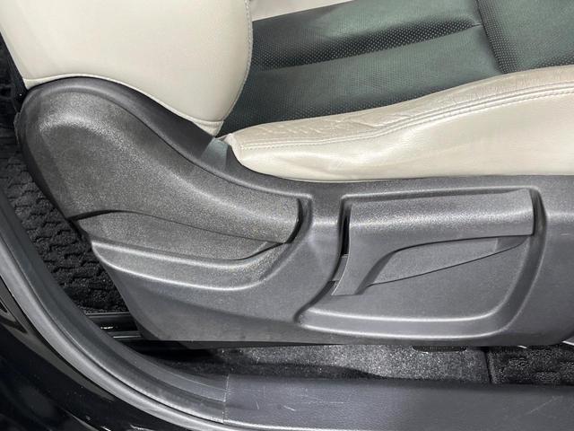 エクストレイル モード・プレミアハイブリッドエマージェンシブレーキＰ　４ＷＤ　純正ＳＤナビ　後席モニター　バックカメラ　衝突被害軽減システム　禁煙車　レザーシート　ドラレコ　スマートキー　ＬＥＤヘッド　ＥＴＣ　純正１８インチアルミ　オートライト　オートエアコン（53枚目）