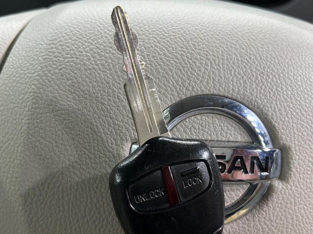 デイズルークス Ｓ　禁煙車　純正ＣＤオーディオ　ＡＵＸ　衝突軽減　アイドリングストップシステム　キーレス　ダイヤル式エアコン（5枚目）
