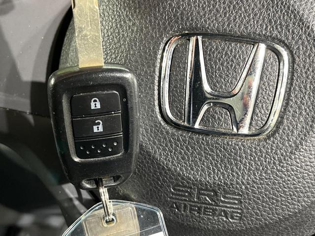 Ｎ－ＶＡＮ Ｇ・ホンダセンシング　ＳＤナビ　バックカメラ　衝突被害軽減システム　レーダークルーズ　禁煙車　コーナーセンサー　ＥＴＣ　車線逸脱警報　オートエアコン　Ｂｌｕｅｔｏｏｔｈ　ＣＤ　プライバシーガラス（28枚目）