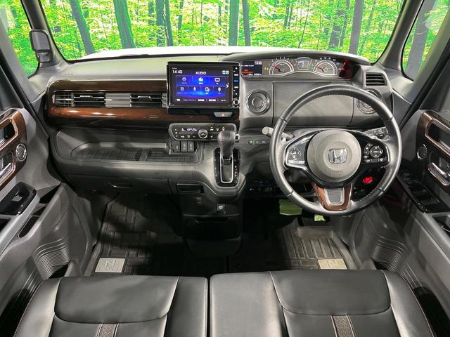 Ｎ－ＢＯＸカスタム Ｌターボ　両側電動ドア　純正ＳＤナビ　バックカメラ　衝突被害軽減システム　禁煙車　ドラレコ　コーナーセンサー　スマートキー　ＬＥＤヘッド　ビルトインＥＴＣ　純正１５インチアルミ　オートライト　オートエアコン（2枚目）