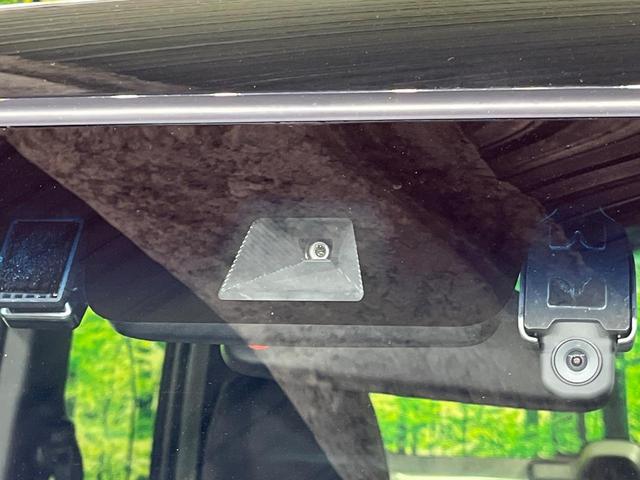 Ｎ－ＢＯＸカスタム Ｌターボ　両側電動ドア　純正ＳＤナビ　バックカメラ　衝突被害軽減システム　禁煙車　ドラレコ　コーナーセンサー　スマートキー　ＬＥＤヘッド　ビルトインＥＴＣ　純正１５インチアルミ　オートライト　オートエアコン（5枚目）