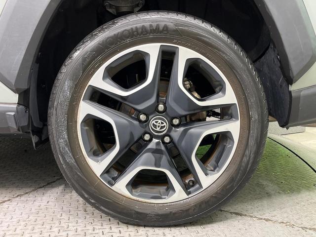 ＲＡＶ４ アドベンチャー　４ＷＤ　ＳＤナビ　バックカメラ　衝突被害軽減システム　レーダークルーズ　禁煙車　レザー調シート　前席シートエアコン　パワーシート　ドラレコ　コーナーセンサー　スマートキー　ＬＥＤヘッド（28枚目）
