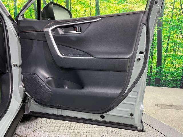 ＲＡＶ４ アドベンチャー　４ＷＤ　ＳＤナビ　バックカメラ　衝突被害軽減システム　レーダークルーズ　禁煙車　レザー調シート　前席シートエアコン　パワーシート　ドラレコ　コーナーセンサー　スマートキー　ＬＥＤヘッド（32枚目）