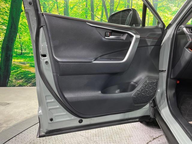 ＲＡＶ４ アドベンチャー　４ＷＤ　ＳＤナビ　バックカメラ　衝突被害軽減システム　レーダークルーズ　禁煙車　レザー調シート　前席シートエアコン　パワーシート　ドラレコ　コーナーセンサー　スマートキー　ＬＥＤヘッド（33枚目）