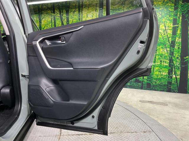 ＲＡＶ４ アドベンチャー　４ＷＤ　ＳＤナビ　バックカメラ　衝突被害軽減システム　レーダークルーズ　禁煙車　レザー調シート　前席シートエアコン　パワーシート　ドラレコ　コーナーセンサー　スマートキー　ＬＥＤヘッド（34枚目）