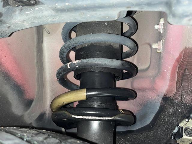 ハスラー Ｊスタイル　ＳＤナビ　衝突被害軽減システム　禁煙車　ドラレコ　コーナーセンサー　シートヒーター　スマートキー　ＨＩＤヘッド　オートライト　ＣＤ　地デジ　アイドリングストップ　アームレスト（20枚目）