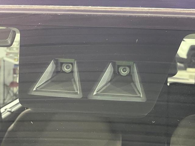 �y�X�}�[�g�A�V�X�g�z���s���ɑO���̎ԗ�����F�����A�Փ˂������Ȏ��͌x��ƃu���[�L�ŏՓˉ���Ɣ�Q�y�����A�V�X�g�B�����S�Ƀh���C�u�����y���݂��������܂��B