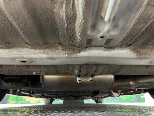 ステップワゴンスパーダ Ｚ　クールスピリット　両側電動ドア　８インチナビ　後席モニター　禁煙車　スマートキー　ＨＩＤヘッド　ビルトインＥＴＣ　クルコン　純正１５インチアルミ　オートエアコン　Ｂｌｕｅｔｏｏｔｈ　ＣＤ　フルセグ（20枚目）