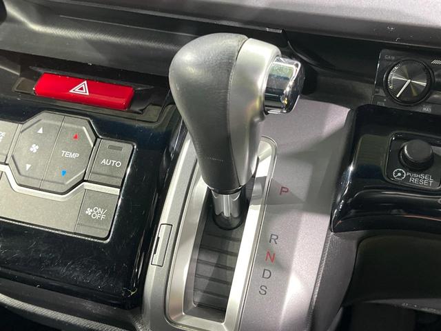 ステップワゴンスパーダ Ｚ　クールスピリット　両側電動ドア　８インチナビ　後席モニター　禁煙車　スマートキー　ＨＩＤヘッド　ビルトインＥＴＣ　クルコン　純正１５インチアルミ　オートエアコン　Ｂｌｕｅｔｏｏｔｈ　ＣＤ　フルセグ（34枚目）