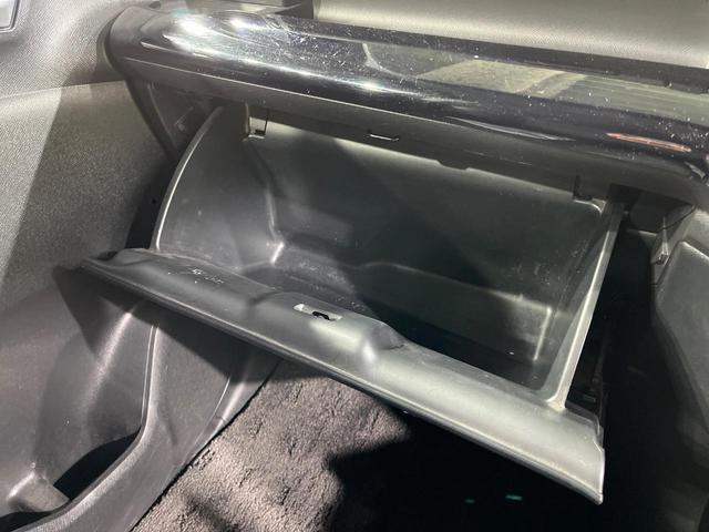 ステップワゴンスパーダ Ｚ　クールスピリット　両側電動ドア　８インチナビ　後席モニター　禁煙車　スマートキー　ＨＩＤヘッド　ビルトインＥＴＣ　クルコン　純正１５インチアルミ　オートエアコン　Ｂｌｕｅｔｏｏｔｈ　ＣＤ　フルセグ（40枚目）