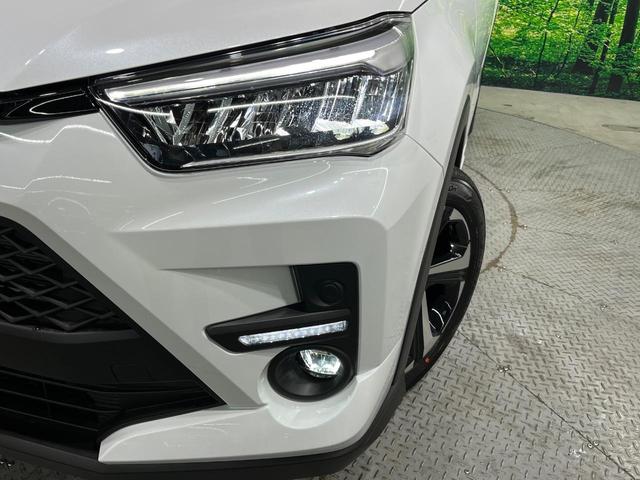 ライズ Ｚ　登録済未使用車　全周囲カメラ　衝突被害軽減システム　コーナーセンサー　スマートキー　ＬＥＤヘッド　純正１７インチアルミ　車線逸脱警報　オートライト　オートエアコン　Ｂｌｕｅｔｏｏｔｈ　地デジ（12枚目）