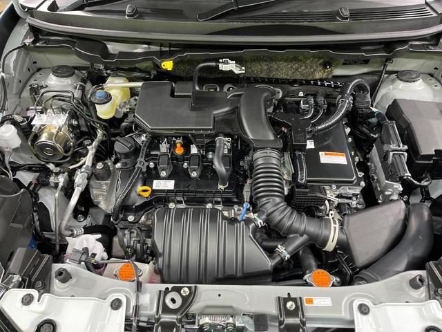 ライズ Ｚ　登録済未使用車　全周囲カメラ　衝突被害軽減システム　コーナーセンサー　スマートキー　ＬＥＤヘッド　純正１７インチアルミ　車線逸脱警報　オートライト　オートエアコン　Ｂｌｕｅｔｏｏｔｈ　地デジ（18枚目）