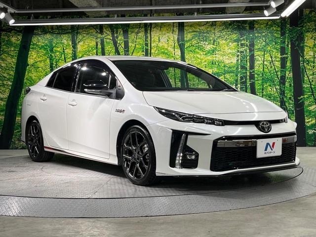 プリウスＰＨＶ Ｓナビパッケージ・ＧＲスポーツ　１１．６インチメーカーナビ　バックカメラ　衝突被害軽減システム　禁煙車　ハーフレザーシート　スマートキー　ＬＥＤヘッド　ＥＴＣ２．０　純正１８インチアルミ　車線逸脱警報　オートライト　オートエアコン（16枚目）