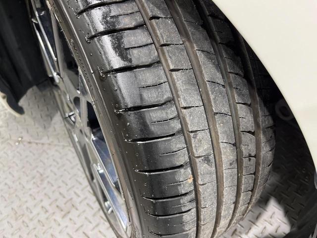 プリウスＰＨＶ Ｓナビパッケージ・ＧＲスポーツ　１１．６インチメーカーナビ　バックカメラ　衝突被害軽減システム　禁煙車　ハーフレザーシート　スマートキー　ＬＥＤヘッド　ＥＴＣ２．０　純正１８インチアルミ　車線逸脱警報　オートライト　オートエアコン（59枚目）