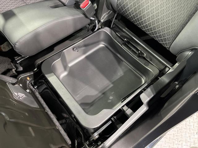 スペーシアカスタム ハイブリッドＸＳ　両側電動ドア　全周囲カメラ　衝突被害軽減システム　禁煙車　ハーフレザーシート　コーナーセンサー　スマートキー　ＬＥＤヘッド　ＥＴＣ　純正１５インチアルミ　オートハイビーム　車線逸脱警報　オートライト（46枚目）