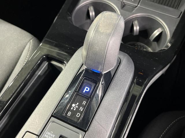 プリウス G 純正8型DA バックカメラ 衝突被害軽減システム 禁煙車 ドラレコ コーナーセンサー スマートキー LEDヘッド ビルトインETC 純正19インチアルミ オートハイビーム 車線逸脱警報 オートライト(34枚目)