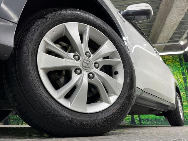 ヴェゼル ハイブリッドＸ　バックカメラ　衝突被害軽減システム　禁煙車　ドラレコ　スマートキー　ＬＥＤヘッド　ビルトインＥＴＣ　純正１６インチアルミ　車線逸脱警報　オートライト　オートエアコン　ＣＤ　フルセグ　ＬＥＤフォグ（13枚目）