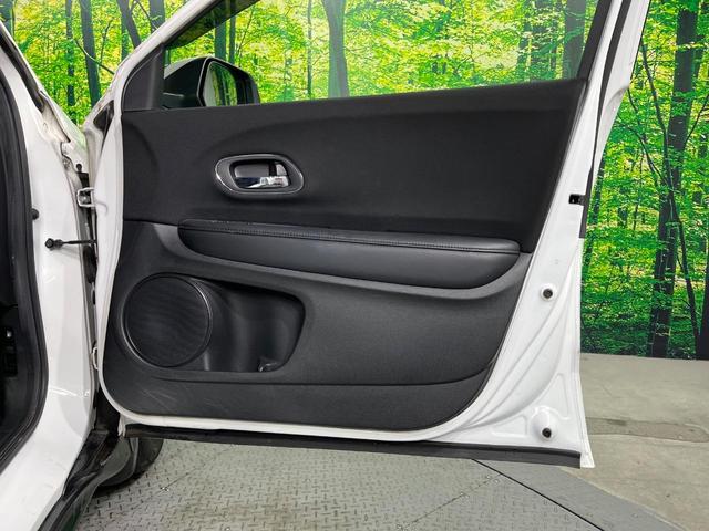 ヴェゼル ハイブリッドＸ　バックカメラ　衝突被害軽減システム　禁煙車　ドラレコ　スマートキー　ＬＥＤヘッド　ビルトインＥＴＣ　純正１６インチアルミ　車線逸脱警報　オートライト　オートエアコン　ＣＤ　フルセグ　ＬＥＤフォグ（52枚目）