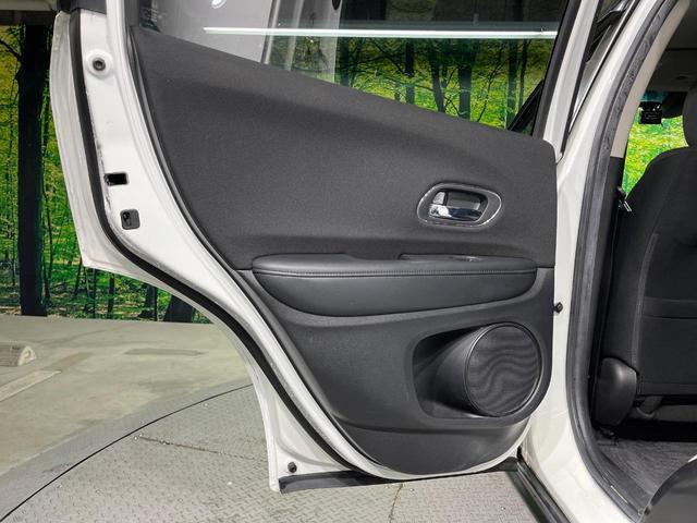 ヴェゼル ハイブリッドＸ　バックカメラ　衝突被害軽減システム　禁煙車　ドラレコ　スマートキー　ＬＥＤヘッド　ビルトインＥＴＣ　純正１６インチアルミ　車線逸脱警報　オートライト　オートエアコン　ＣＤ　フルセグ　ＬＥＤフォグ（55枚目）