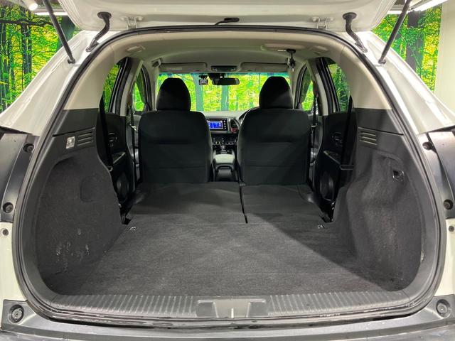 ヴェゼル ハイブリッドＸ　バックカメラ　衝突被害軽減システム　禁煙車　ドラレコ　スマートキー　ＬＥＤヘッド　ビルトインＥＴＣ　純正１６インチアルミ　車線逸脱警報　オートライト　オートエアコン　ＣＤ　フルセグ　ＬＥＤフォグ（56枚目）