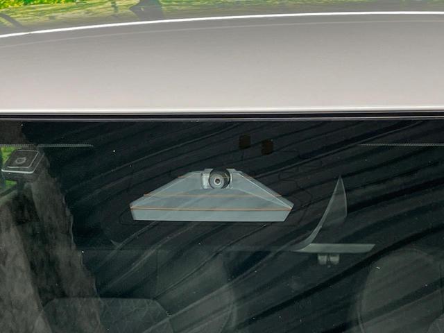 スイフト XG SDナビ バックカメラ 衝突被害軽減システム レーダークルーズ 禁煙車 コーナーセンサー スマートキー LEDヘッド ETC 車線逸脱警報 オートライト オートエアコン Bluetooth(3枚目)