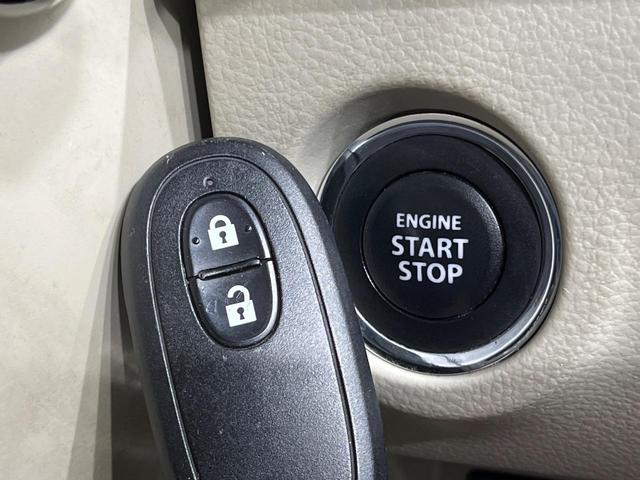 アルトラパン X 純正ナビ 全周囲カメラ 衝突被害軽減システム 禁煙車 シートヒーター スマートキー HIDヘッド ETC 純正14インチアルミ オートエアコン Bluetooth CD フルセグ(6枚目)