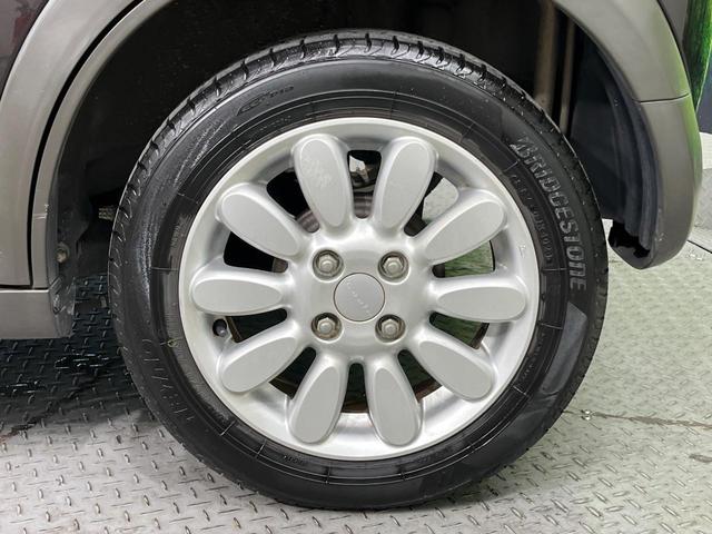 アルトラパン X 純正ナビ 全周囲カメラ 衝突被害軽減システム 禁煙車 シートヒーター スマートキー HIDヘッド ETC 純正14インチアルミ オートエアコン Bluetooth CD フルセグ(50枚目)