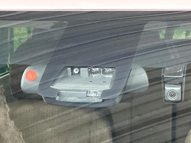 シエンタ ハイブリッドＧ　両側電動ドア　純正ＳＤナビ　バックカメラ　衝突被害軽減システム　シートヒーター　ドラレコ　コーナーセンサー　スマートキー　ＬＥＤヘッド　ビルトインＥＴＣ　純正１５インチアルミ　オートハイビーム（3枚目）