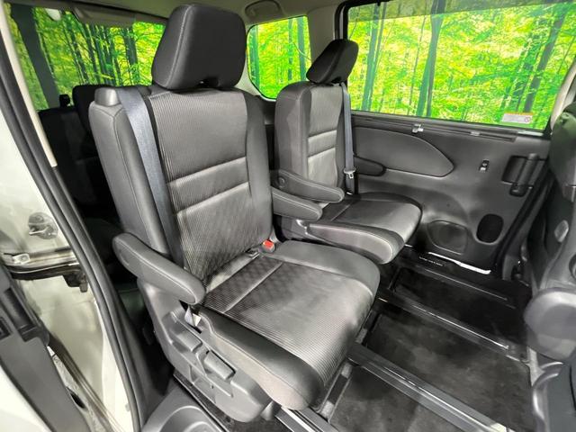 セレナ e-パワー ハイウェイスターV 両側電動ドア 純正10型ナビ 後席モニター 全周囲カメラ 衝突被害軽減システム レーダークルーズ ドラレコ コーナーセンサー スマートキー LEDヘッド ビルトインETC 純正16インチアルミ(9枚目)