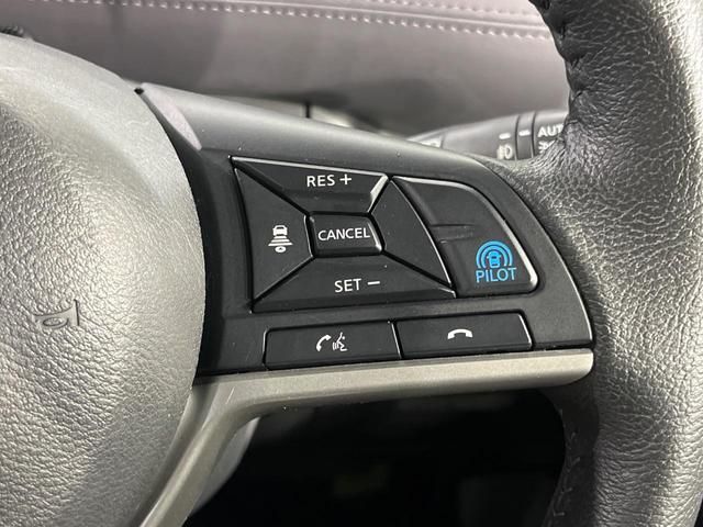 セレナ e-パワー ハイウェイスターV 両側電動ドア 純正10型ナビ 後席モニター 全周囲カメラ 衝突被害軽減システム レーダークルーズ ドラレコ コーナーセンサー スマートキー LEDヘッド ビルトインETC 純正16インチアルミ(39枚目)