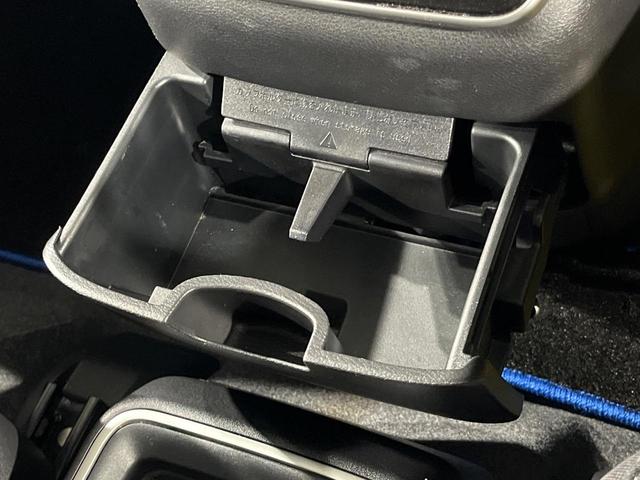 セレナ e-パワー ハイウェイスターV 両側電動ドア 純正10型ナビ 後席モニター 全周囲カメラ 衝突被害軽減システム レーダークルーズ ドラレコ コーナーセンサー スマートキー LEDヘッド ビルトインETC 純正16インチアルミ(47枚目)