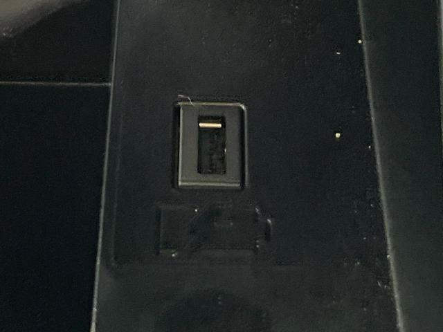 セレナ e-パワー ハイウェイスターV 両側電動ドア 純正10型ナビ 後席モニター 全周囲カメラ 衝突被害軽減システム レーダークルーズ ドラレコ コーナーセンサー スマートキー LEDヘッド ビルトインETC 純正16インチアルミ(70枚目)