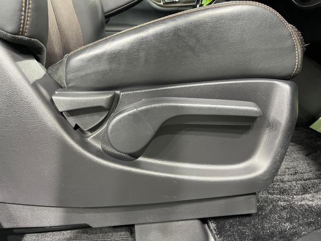 エルグランド 250ハイウェイスターS アーバンクロム 両側電動ドア SDナビ 後席モニター バックカメラ ハーフレザーシート ドラレコ スマートキー LEDヘッド ビルトインETC クルコン 純正18インチアルミ オートライト デュアルエアコン(57枚目)