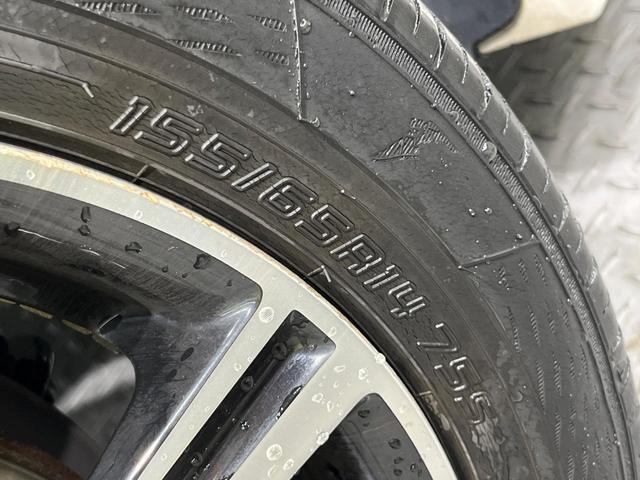 タント カスタムＸ　トップエディションＶＳ　ＳＡＩＩＩ　両側電動ドア　純正ＳＤナビ　全周囲カメラ　衝突被害軽減システム　シートヒーター　スマートキー　ＨＩＤヘッド　ＥＴＣ　純正１４インチアルミ　オートエアコン　Ｂｌｕｅｔｏｏｔｈ　ＣＤ　ＨＩＤフォグ（27枚目）