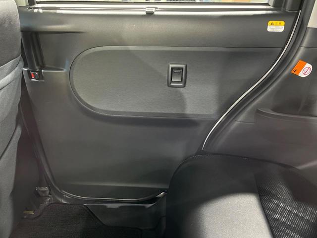 タント カスタムＸ　トップエディションＶＳ　ＳＡＩＩＩ　両側電動ドア　純正ＳＤナビ　全周囲カメラ　衝突被害軽減システム　シートヒーター　スマートキー　ＨＩＤヘッド　ＥＴＣ　純正１４インチアルミ　オートエアコン　Ｂｌｕｅｔｏｏｔｈ　ＣＤ　ＨＩＤフォグ（60枚目）