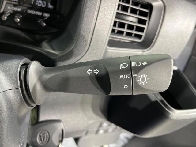 ハイゼットカーゴ ＤＸ　衝突被害軽減システム　コーナーセンサー　オートライト　プライバシーガラス　インパネシフト　アイドリングストップ　オーバーヘッドシェルフ　撥水ファブリックシート（5枚目）