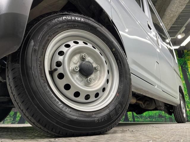 ハイゼットカーゴ ＤＸ　衝突被害軽減システム　コーナーセンサー　オートライト　プライバシーガラス　インパネシフト　アイドリングストップ　オーバーヘッドシェルフ　撥水ファブリックシート（13枚目）