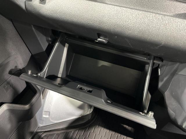 ハイゼットカーゴ ＤＸ　衝突被害軽減システム　コーナーセンサー　オートライト　プライバシーガラス　インパネシフト　アイドリングストップ　オーバーヘッドシェルフ　撥水ファブリックシート（29枚目）