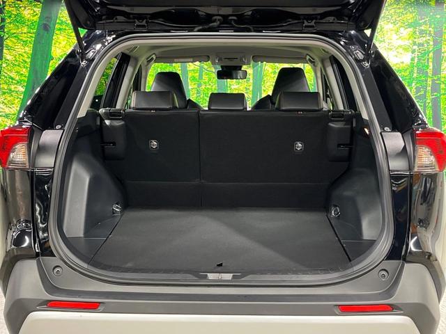 ＲＡＶ４ アドベンチャー　４ＷＤ　ＳＤナビ　バックカメラ　衝突被害軽減システム　レーダークルーズ　パワーシート　コーナーセンサー　スマートキー　ＬＥＤヘッド　ビルトインＥＴＣ　純正１９インチアルミ　オートハイビーム（10枚目）