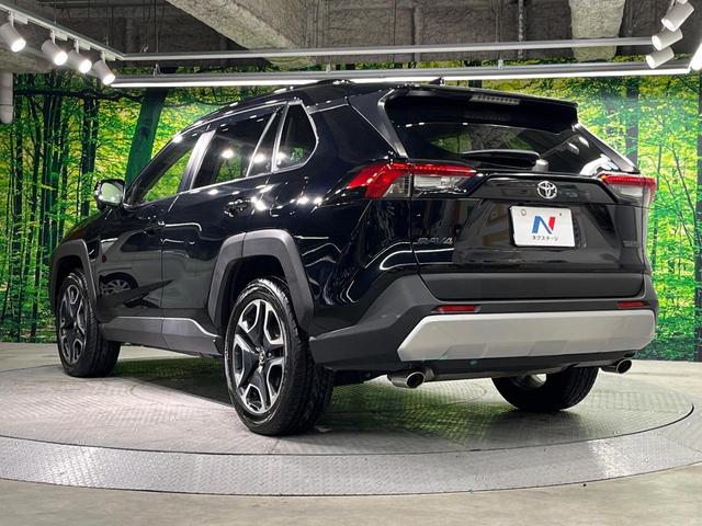 ＲＡＶ４ アドベンチャー　４ＷＤ　ＳＤナビ　バックカメラ　衝突被害軽減システム　レーダークルーズ　パワーシート　コーナーセンサー　スマートキー　ＬＥＤヘッド　ビルトインＥＴＣ　純正１９インチアルミ　オートハイビーム（69枚目）