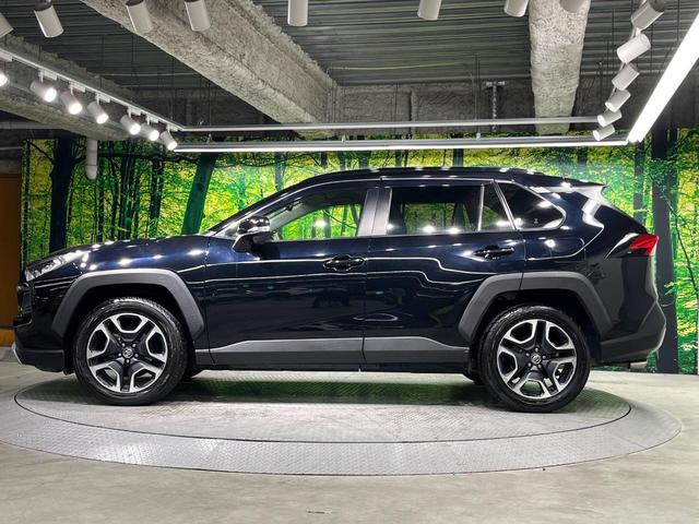 ＲＡＶ４ アドベンチャー　４ＷＤ　ＳＤナビ　バックカメラ　衝突被害軽減システム　レーダークルーズ　パワーシート　コーナーセンサー　スマートキー　ＬＥＤヘッド　ビルトインＥＴＣ　純正１９インチアルミ　オートハイビーム（70枚目）