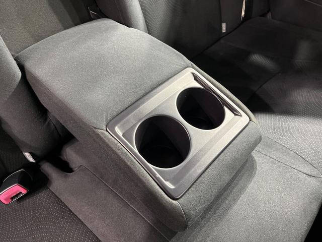 プリウス Ｓ　純正ＳＤナビ　バックカメラ　ドラレコ　スマートキー　ＨＩＤヘッド　ビルトインＥＴＣ　純正１５インチアルミ　オートライト　オートエアコン　Ｂｌｕｅｔｏｏｔｈ　ＣＤ　フルセグ　ＨＩＤフォグ（52枚目）