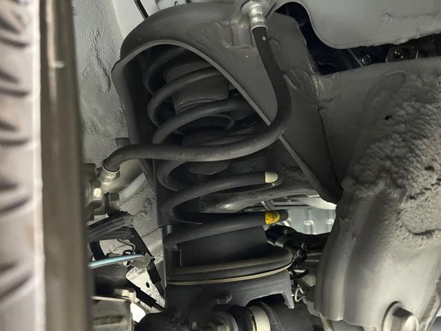 ジムニー XC 4WD ターボ SDナビ 衝突被害軽減システム ドラレコ スマートキー LEDヘッド クルコン 純正16インチアルミ オートライト オートエアコン Bluetooth CD DVD再生 地デジ(20枚目)