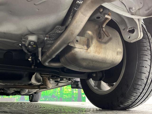 アクア Ｇ　純正ＳＤナビ　バックカメラ　衝突被害軽減システム　ドラレコ　コーナーセンサー　スマートキー　ＬＥＤヘッド　ビルトインＥＴＣ　クルコン　純正１５インチアルミ　オートハイビーム　オートライト（21枚目）