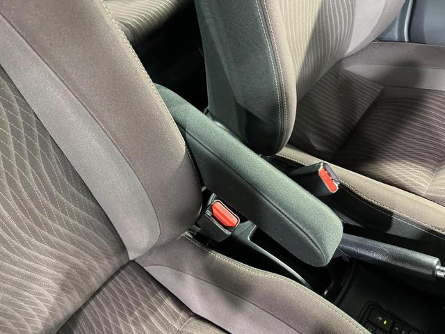 アクア Ｇ　純正ＳＤナビ　バックカメラ　衝突被害軽減システム　ドラレコ　コーナーセンサー　スマートキー　ＬＥＤヘッド　ビルトインＥＴＣ　クルコン　純正１５インチアルミ　オートハイビーム　オートライト（41枚目）