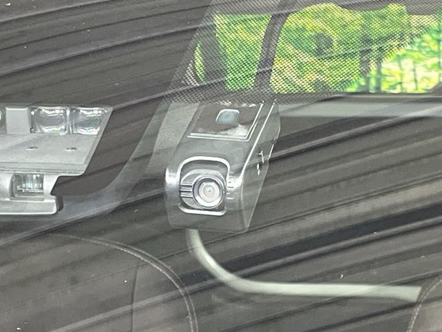 アクア Ｇ　純正ＳＤナビ　バックカメラ　衝突被害軽減システム　ドラレコ　コーナーセンサー　スマートキー　ＬＥＤヘッド　ビルトインＥＴＣ　クルコン　純正１５インチアルミ　オートハイビーム　オートライト（50枚目）