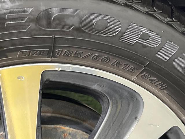 アクア Ｇ　純正ＳＤナビ　バックカメラ　衝突被害軽減システム　ドラレコ　コーナーセンサー　スマートキー　ＬＥＤヘッド　ビルトインＥＴＣ　クルコン　純正１５インチアルミ　オートハイビーム　オートライト（52枚目）