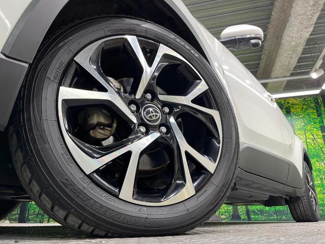 Ｃ－ＨＲ Ｇ　ＳＤナビ　バックカメラ　衝突被害軽減システム　レーダークルーズ　禁煙車　ハーフレザーシート　コーナーセンサー　スマートキー　ＬＥＤヘッド　ＥＴＣ　純正１８インチアルミ　オートハイビーム　車線逸脱警報（13枚目）