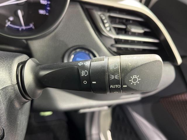 Ｃ－ＨＲ Ｇ　ＳＤナビ　バックカメラ　衝突被害軽減システム　レーダークルーズ　禁煙車　ハーフレザーシート　コーナーセンサー　スマートキー　ＬＥＤヘッド　ＥＴＣ　純正１８インチアルミ　オートハイビーム　車線逸脱警報（35枚目）