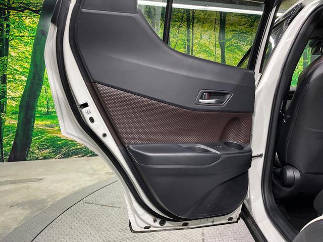 Ｃ－ＨＲ Ｇ　ＳＤナビ　バックカメラ　衝突被害軽減システム　レーダークルーズ　禁煙車　ハーフレザーシート　コーナーセンサー　スマートキー　ＬＥＤヘッド　ＥＴＣ　純正１８インチアルミ　オートハイビーム　車線逸脱警報（56枚目）